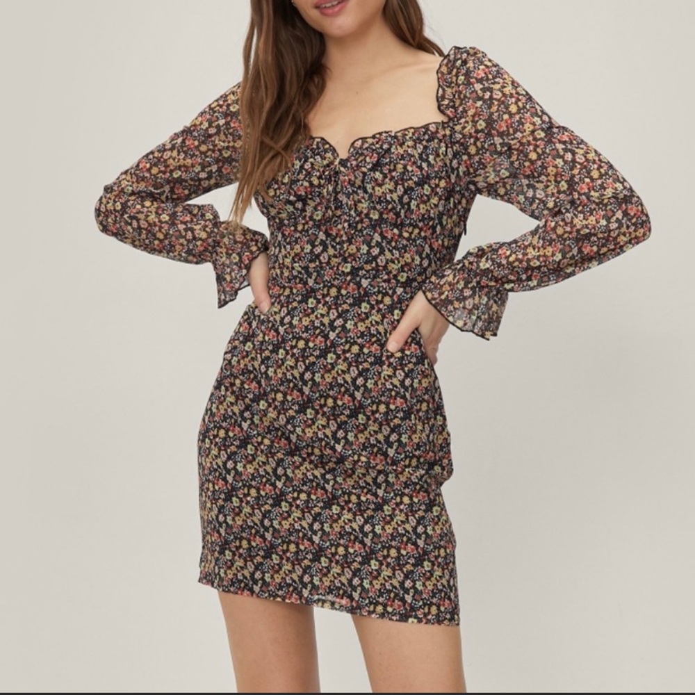 Nasty Gal Flower Square Neck Mini Dress